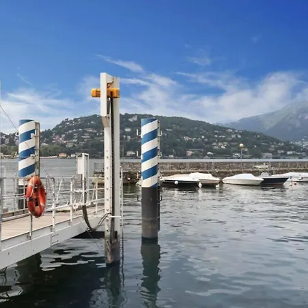 Old View Como